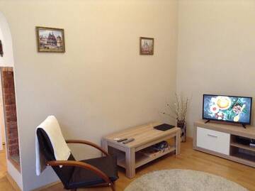 Фото номера Апартаменты Апартаменты Family Stay in Lviv (2 Rooms + Kitchen) г. Kulʼparkuv 21