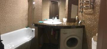 Фото номера Апартаменты - 1-й этаж Апартаменты Apartment Near The Aquapark г. Kulʼparkuv 24